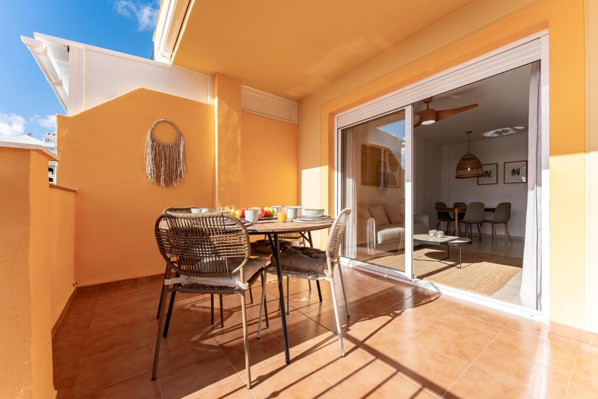 Horizon Del Mar, 2bd Terrace, Sea View & Pool & Parking Apartment
