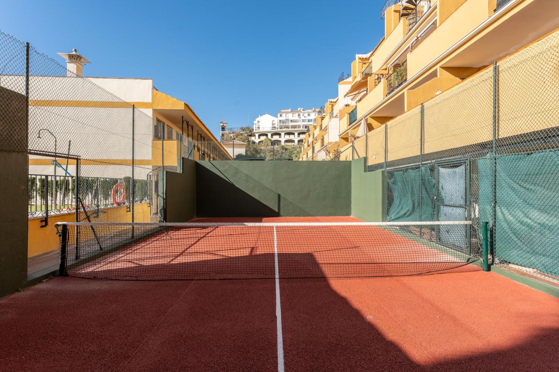 Horizon Del Mar, 2bd Terrace, Sea View & Pool & Parking